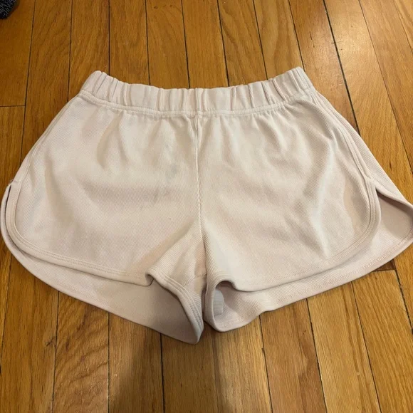 Brandy Melville John Galt Shorts - Picture 2 of 5